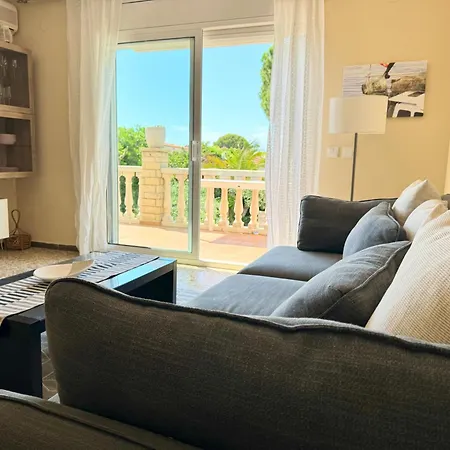 Holiday home Luxurioeses Anwesen Mit Grossem Garten Nahe Cambrils