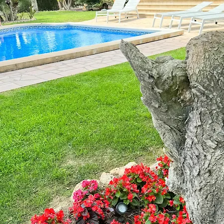 Luxurioeses Anwesen Mit Grossem Garten Nahe