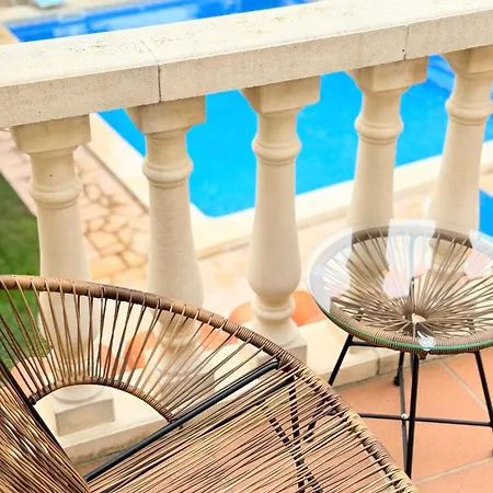 Luxurioeses Anwesen Mit Grossem Garten Nahe *