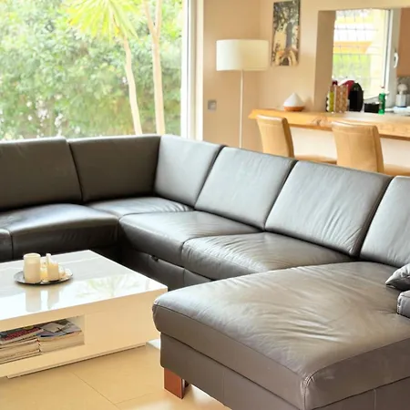 Luxurioeses Anwesen Mit Grossem Garten Nahe Holiday home *