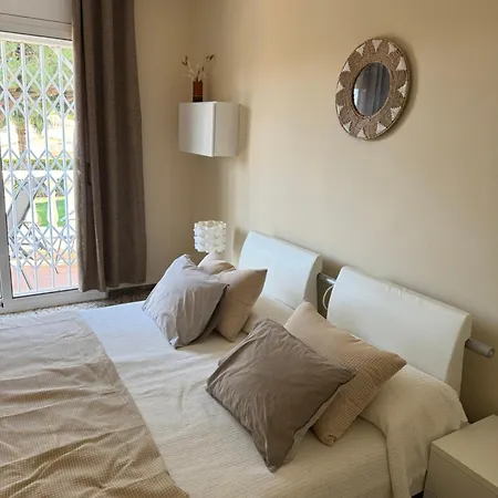 Luxurioeses Anwesen Mit Grossem Garten Nahe Holiday home *
