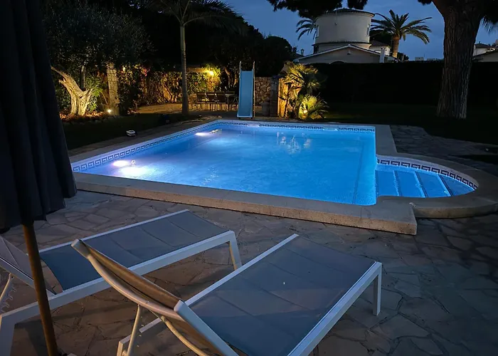 - Casa Ines * Cambrils