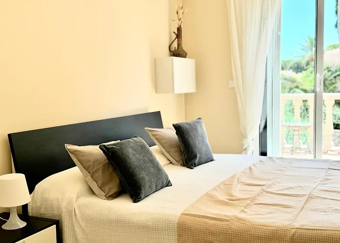 - Casa Ines * Cambrils